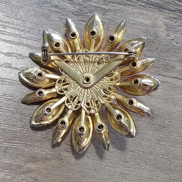 Vintage Hot Pink Prong Set Navette Flower Brooch with Rhinestones - Picture 4 of 5